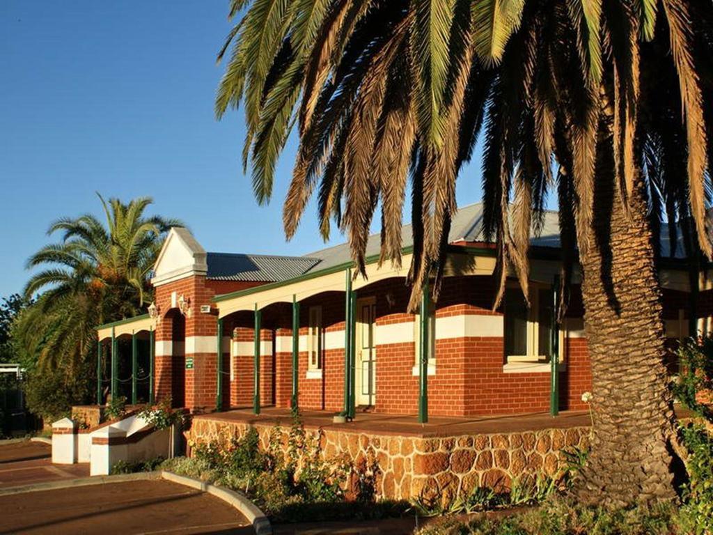 Nelsons Of Bridgetown Hotel Екстериор снимка