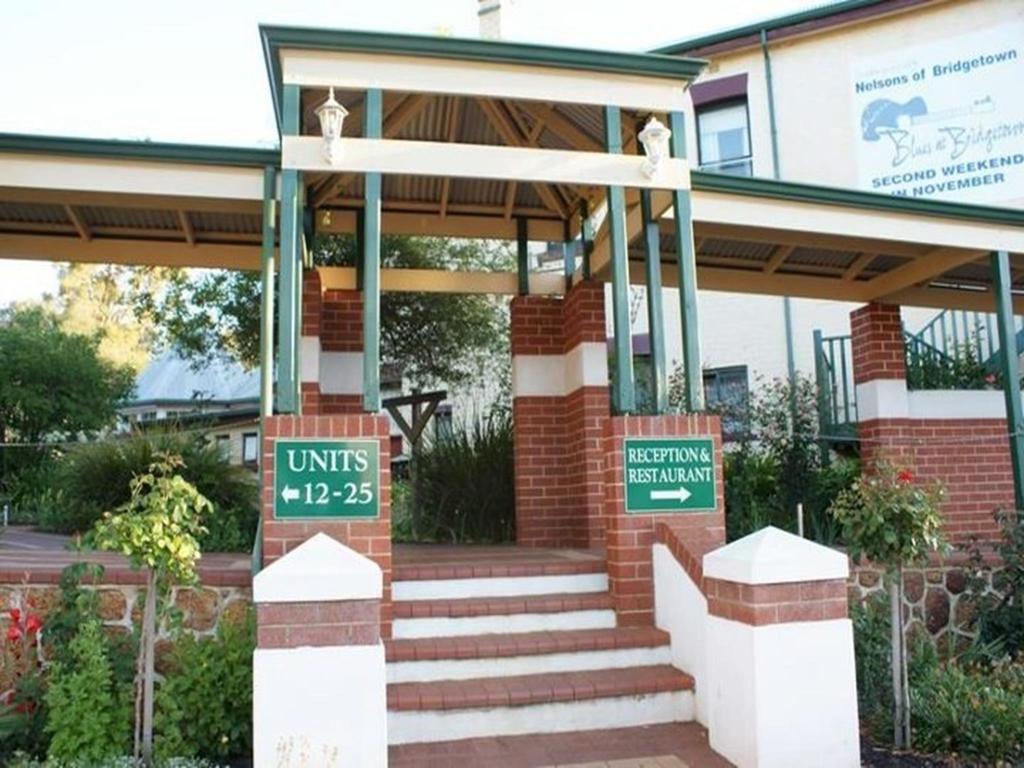Nelsons Of Bridgetown Hotel Екстериор снимка