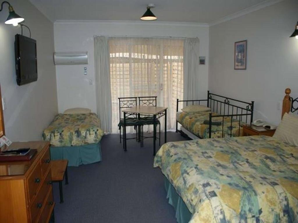 Nelsons Of Bridgetown Hotel Стая снимка